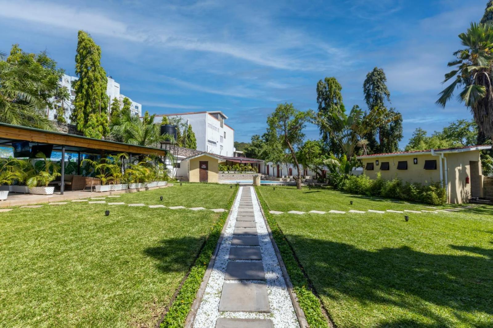 Makaazi Nyali Hotel Mombasa Kültér fotó