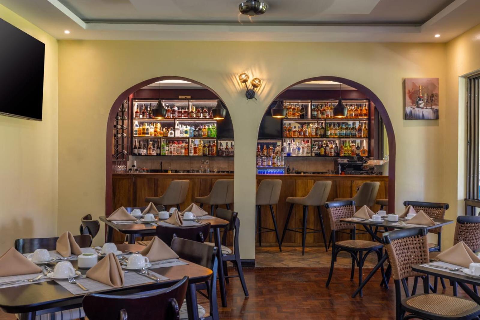Makaazi Nyali Hotel Mombasa Kültér fotó